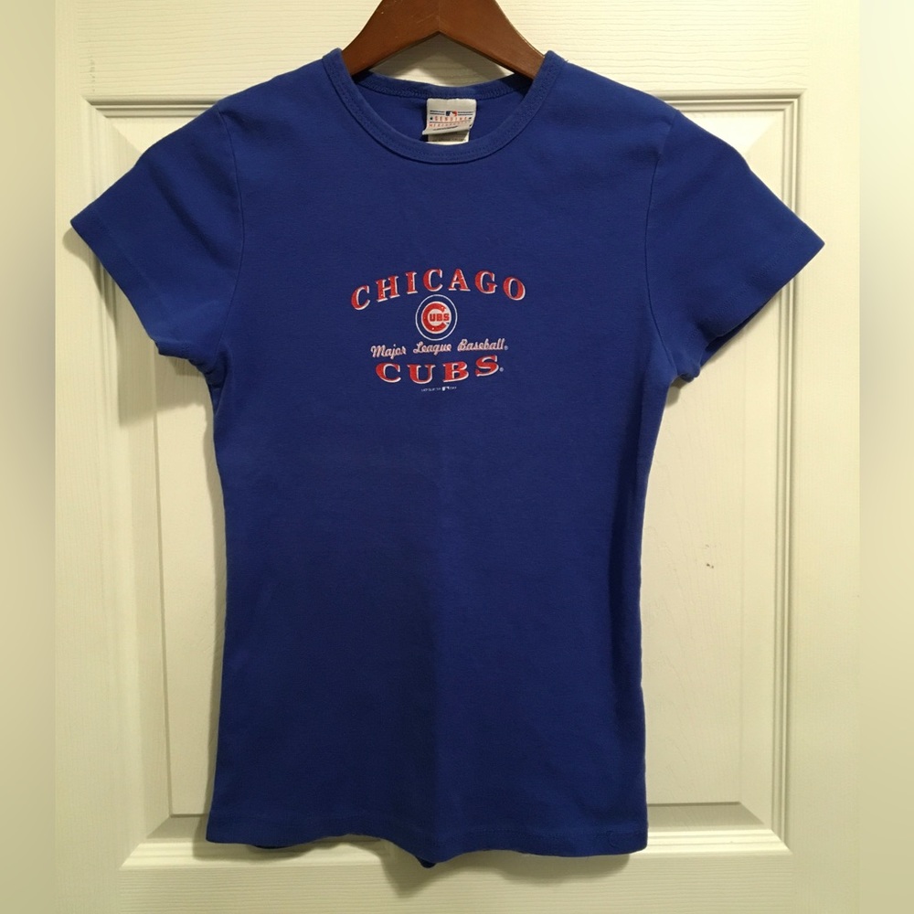 Chicago Cubs Tee. Size S juniors